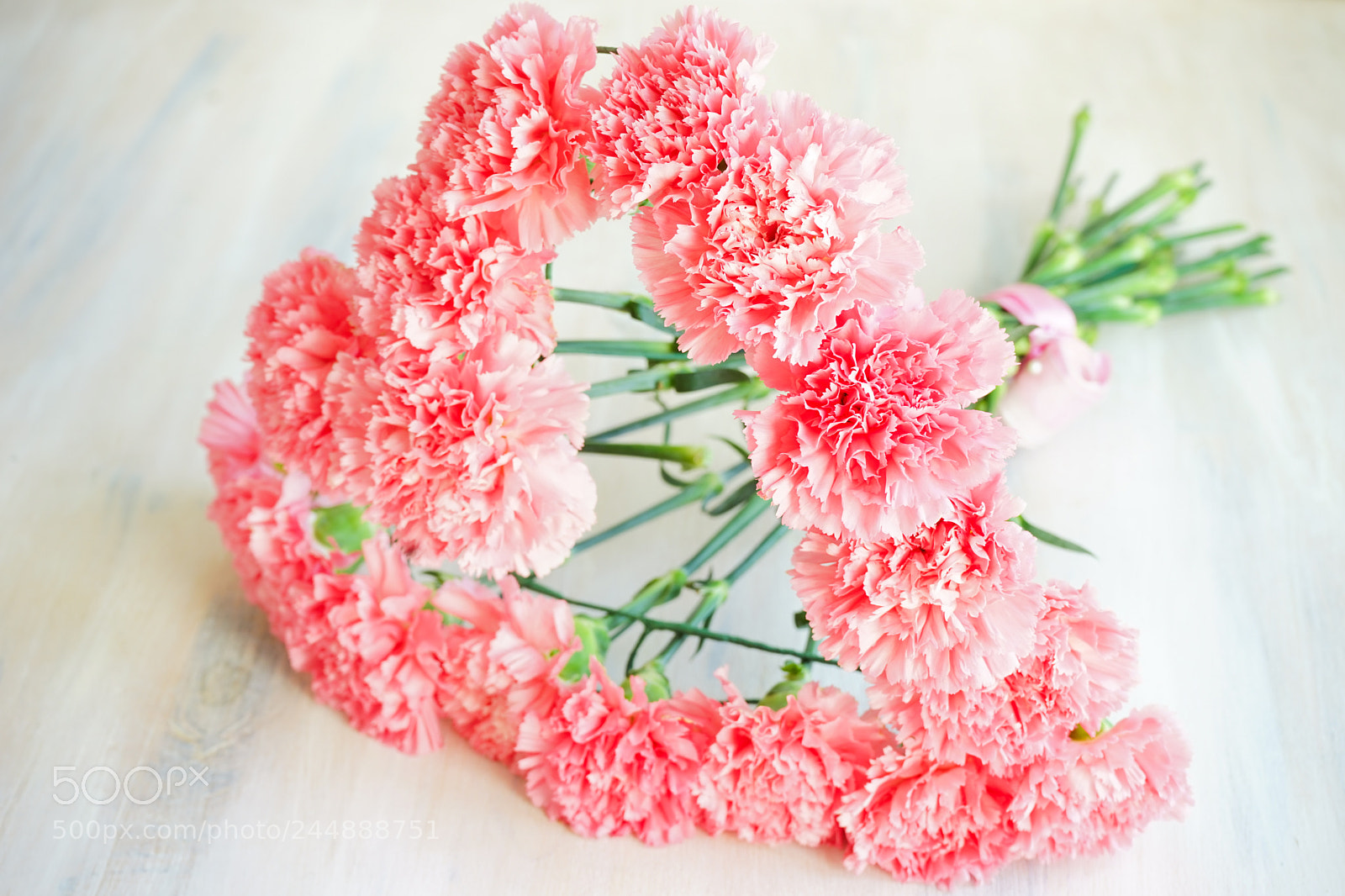 Sony a7 sample photo. Heart shaped bouquet with photography