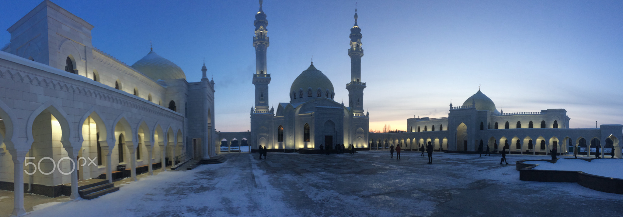 博尔加尔白色清真寺