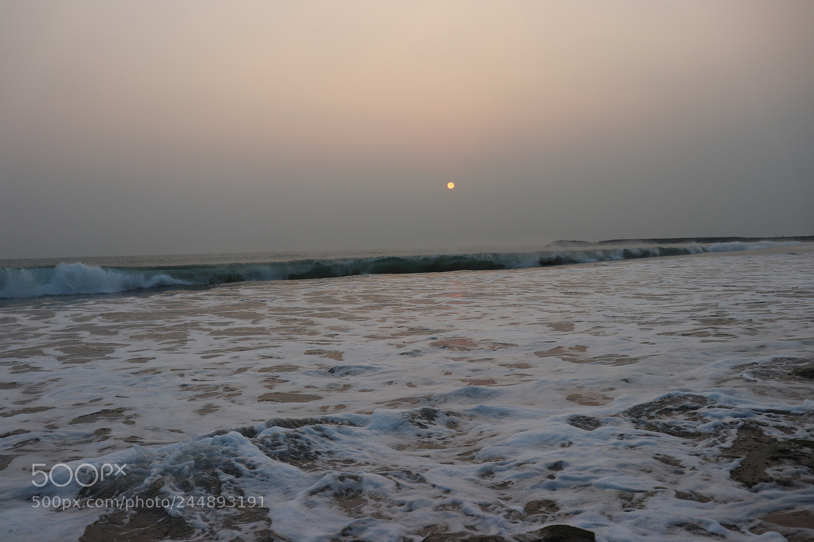 Canon EOS 200D (EOS Rebel SL2 / EOS Kiss X9) sample photo. Sunset over ocean photography