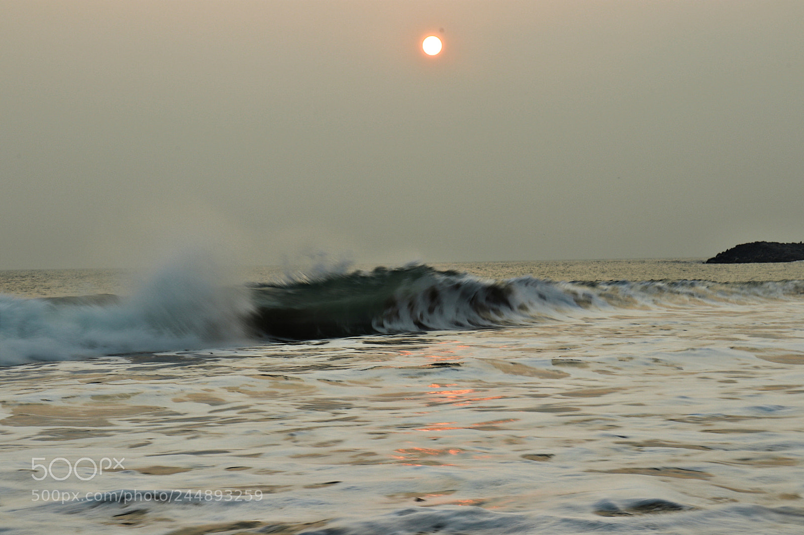 Canon EOS 200D (EOS Rebel SL2 / EOS Kiss X9) sample photo. Sunset time with tides photography