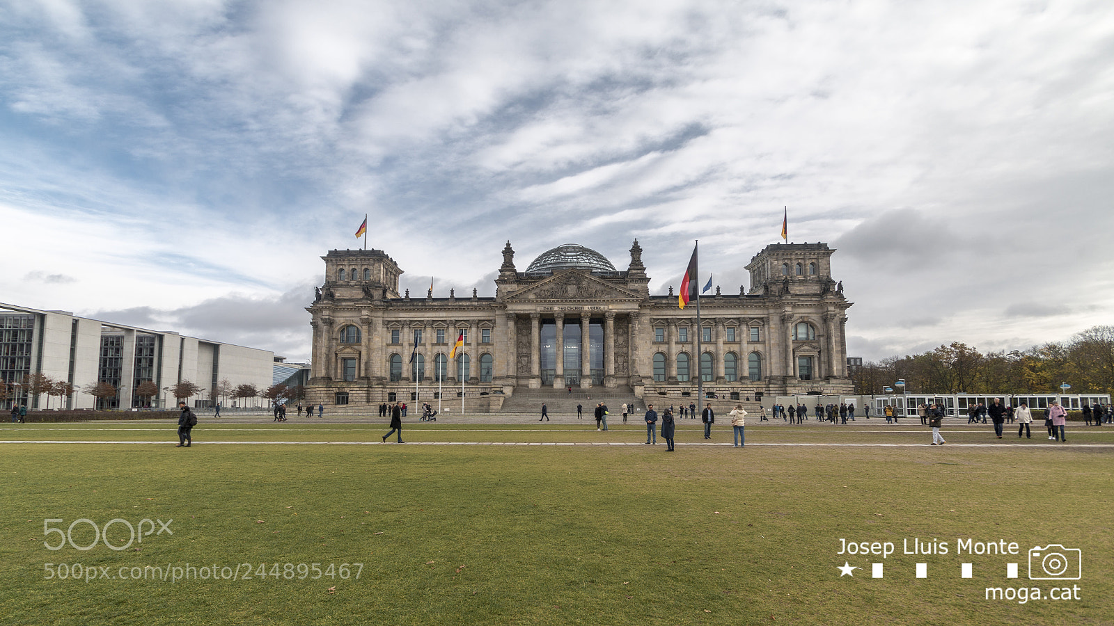 Canon EOS 70D sample photo. Reichstag photography