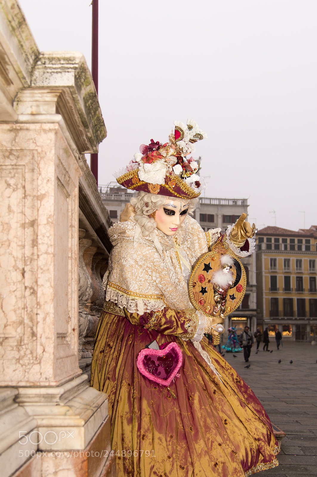 Sony SLT-A55 (SLT-A55V) sample photo. Carnival in venice photography