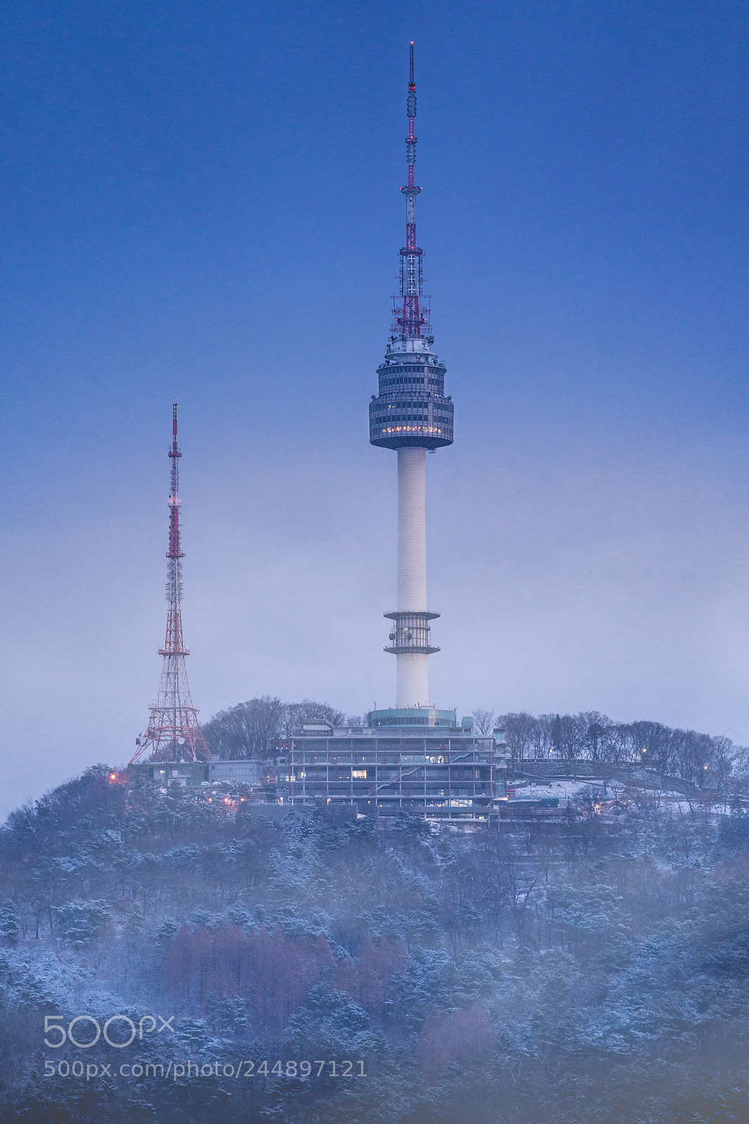 Sony a9 sample photo. Namsan foggy morning photography