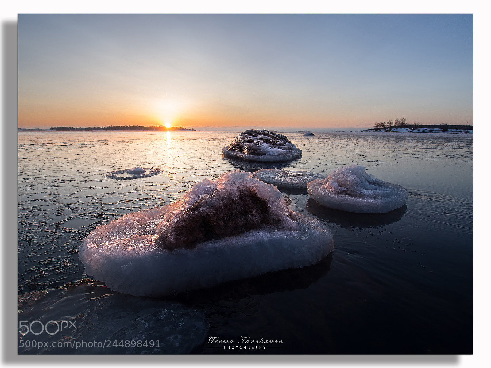Olympus OM-D E-M5 sample photo. Morning at lauttasaari photography