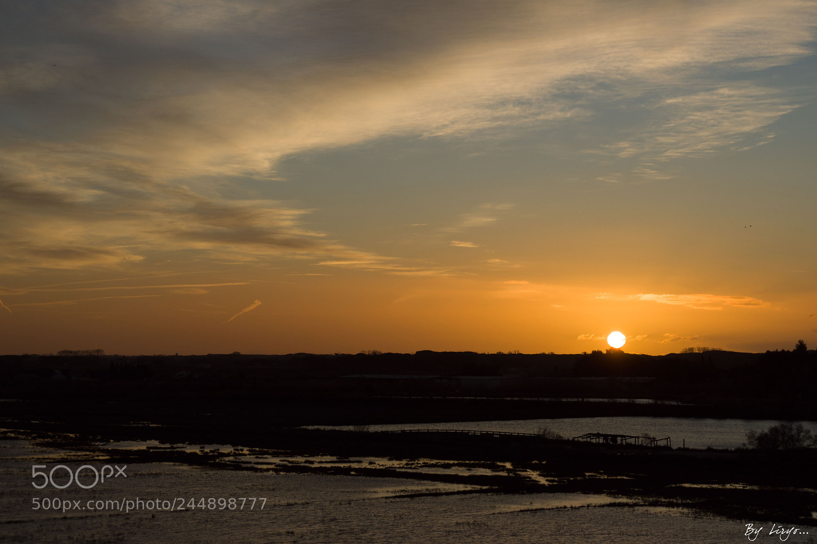 Sony SLT-A68 sample photo. Lev de soleil en photography