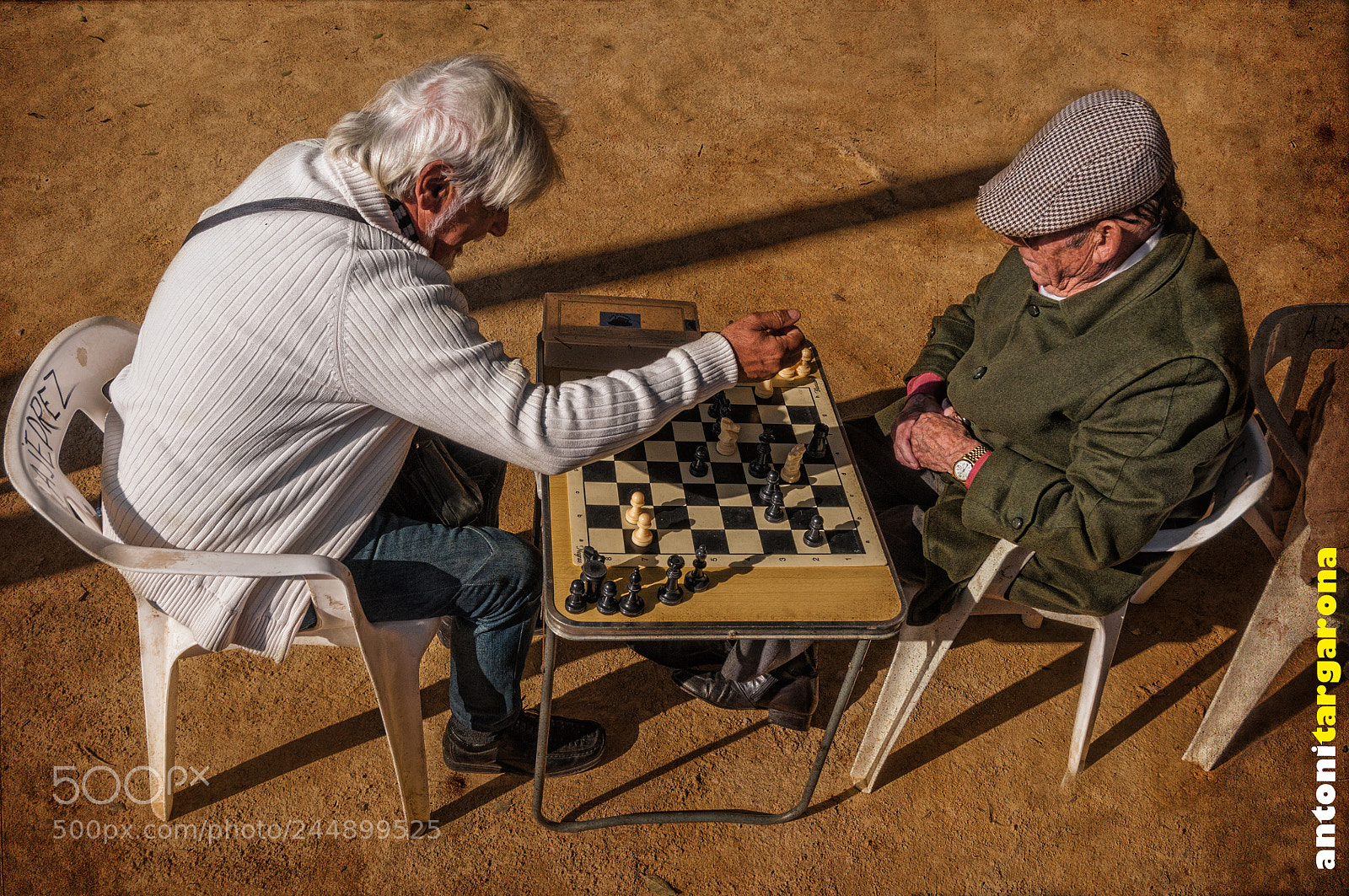 Nikon D90 sample photo. Chess game photography