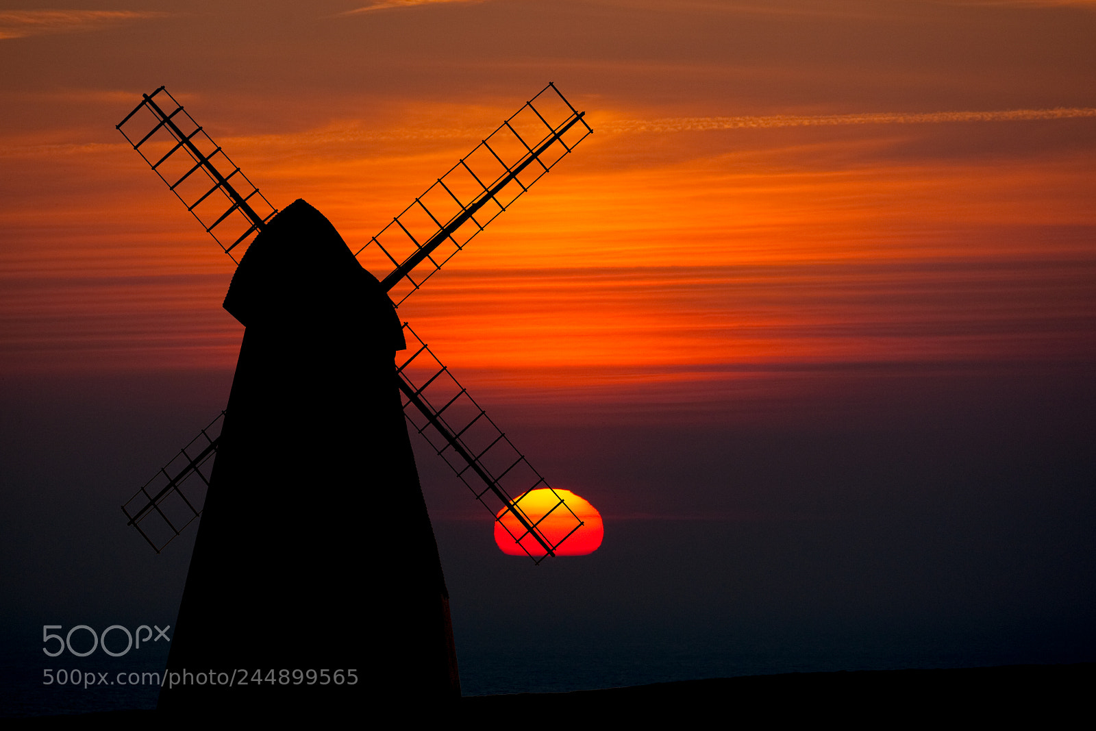 Canon EOS-1D Mark III sample photo. Rottingdean windmill photography