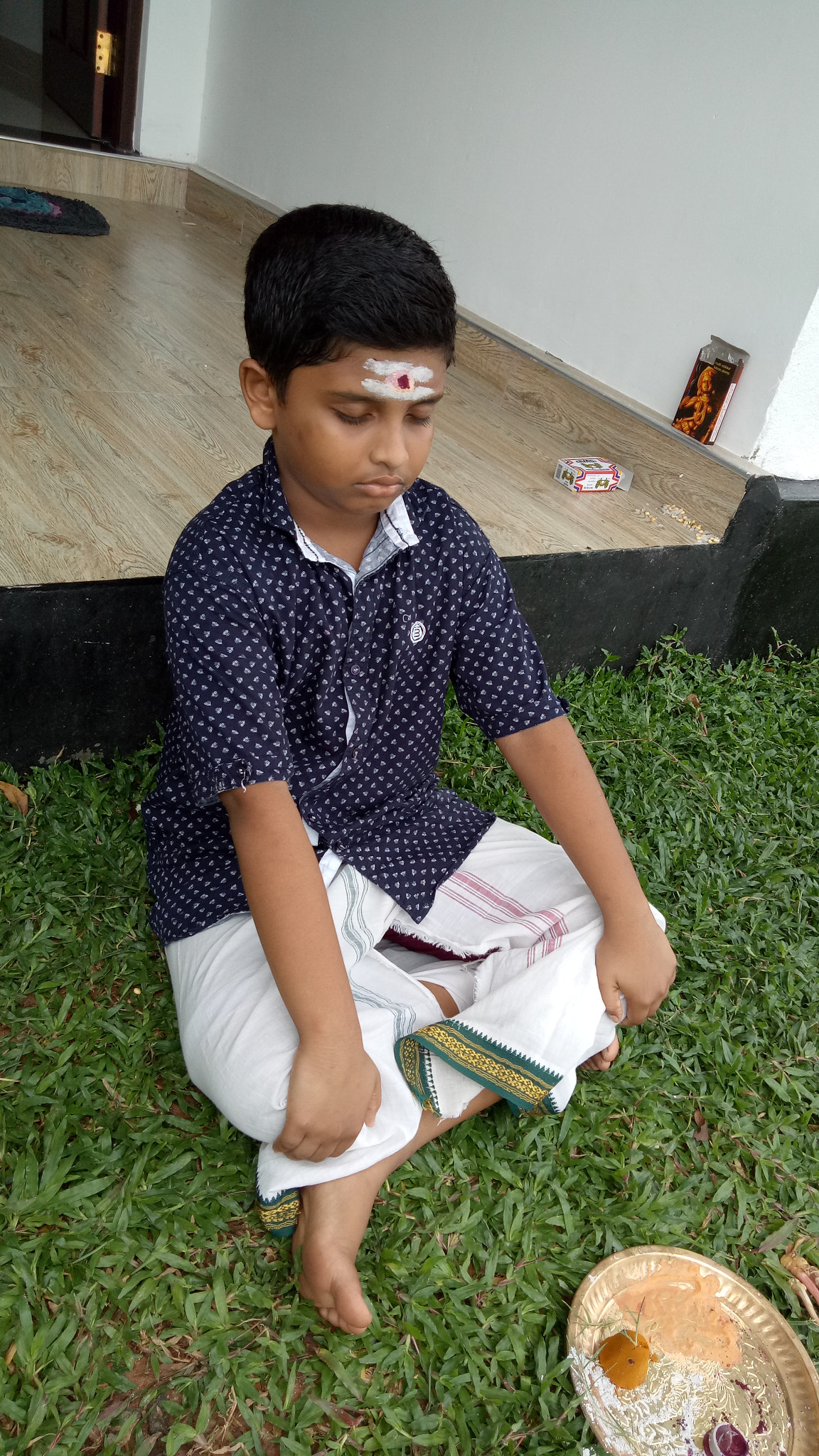 OPPO CPH1609 sample photo. Young saint! photography