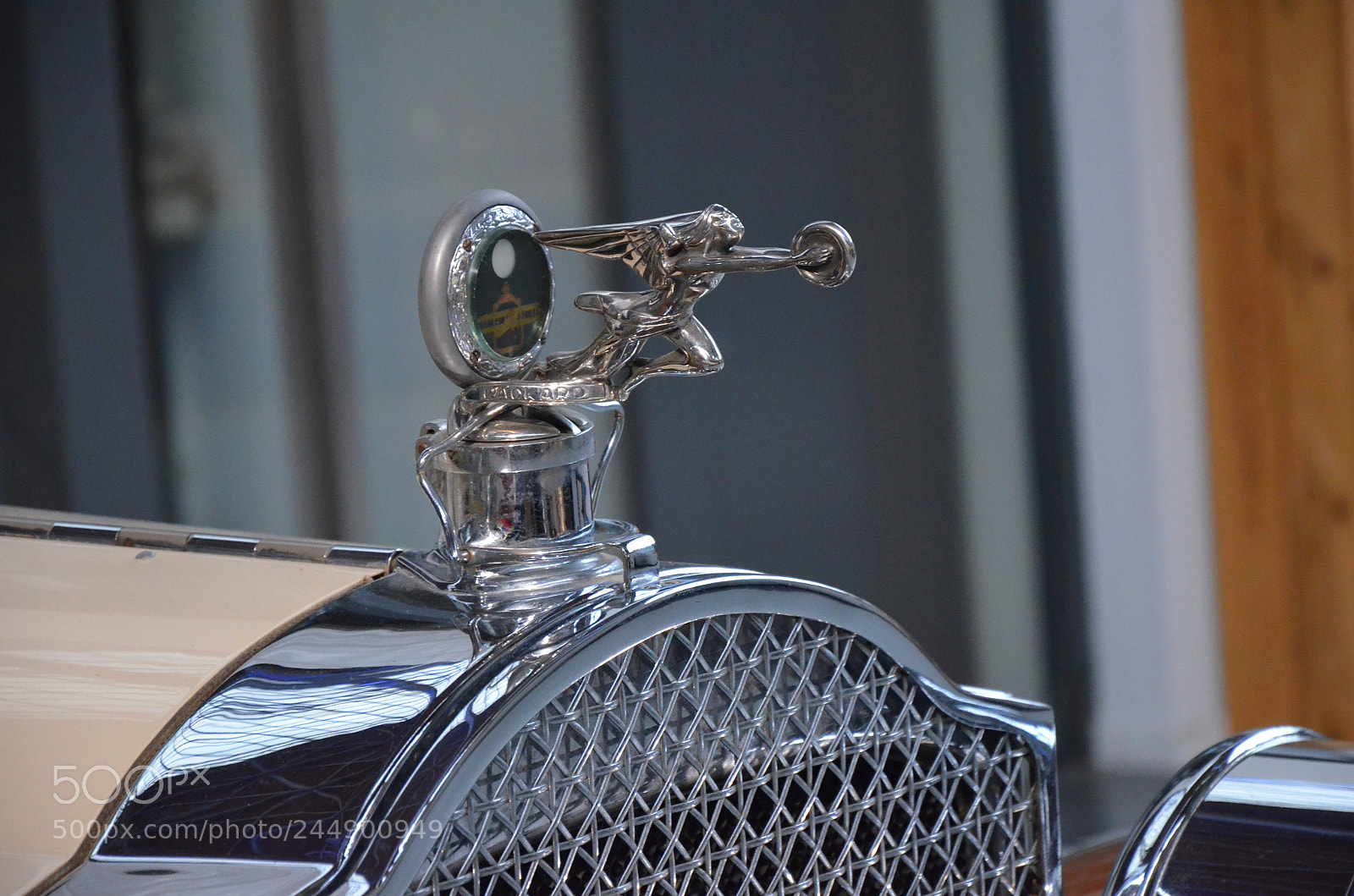 Nikon D5100 sample photo. Old car museum photography