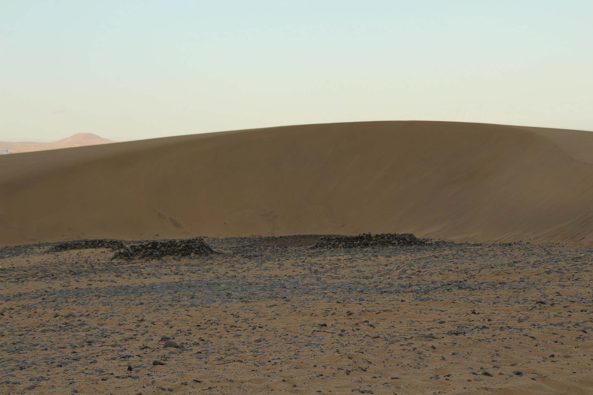 Canon EOS 700D (EOS Rebel T5i / EOS Kiss X7i) + Sigma 18-200mm f/3.5-6.3 DC OS sample photo. Dunes, photography