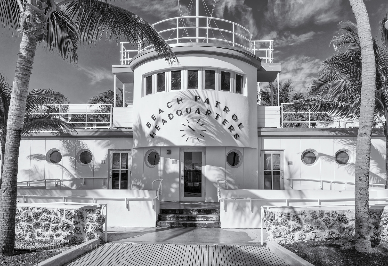 Nikon D810 sample photo. Art deco - beach photography