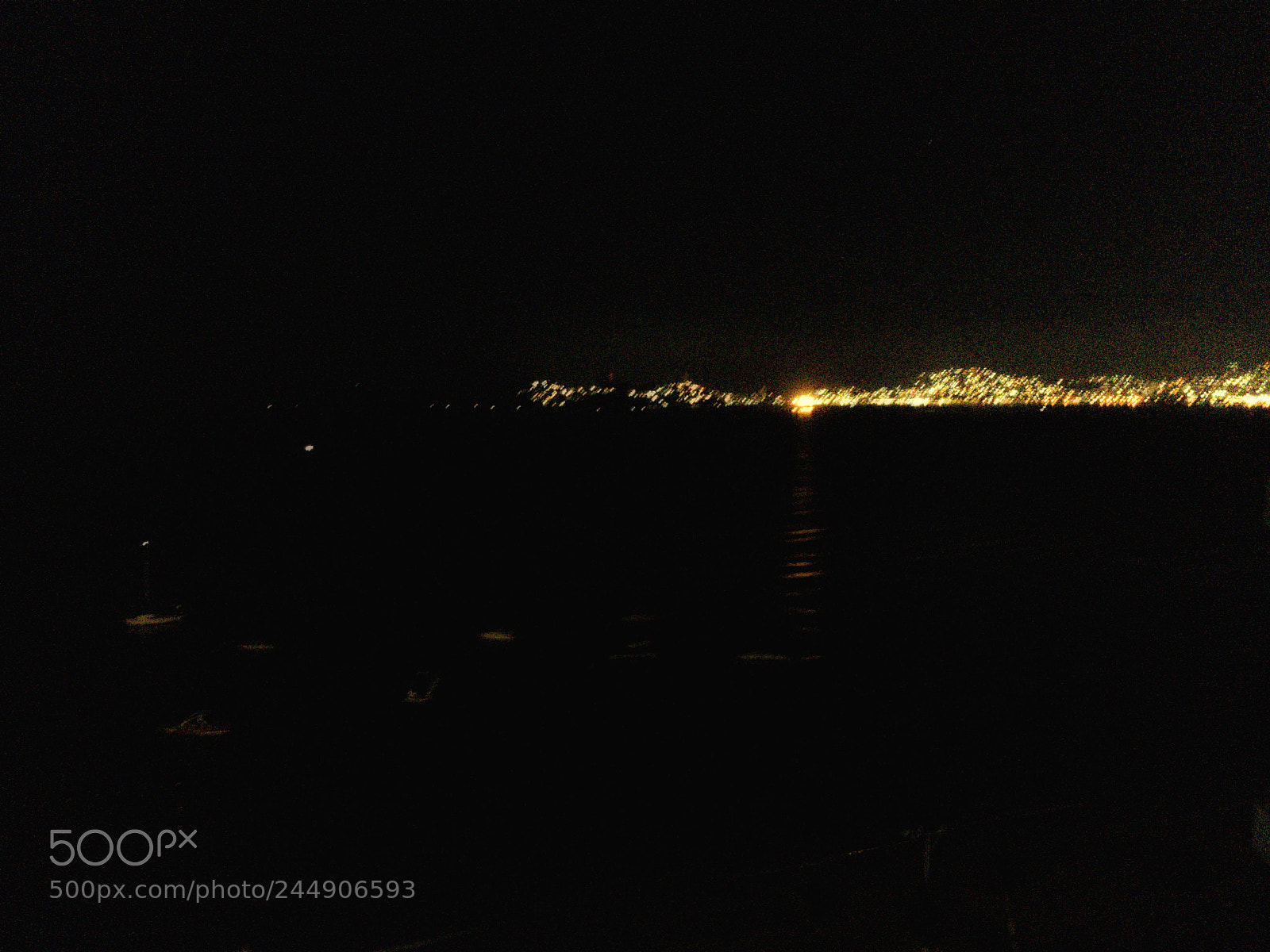 Apple iPhone SE sample photo. Acapulco bay at night photography