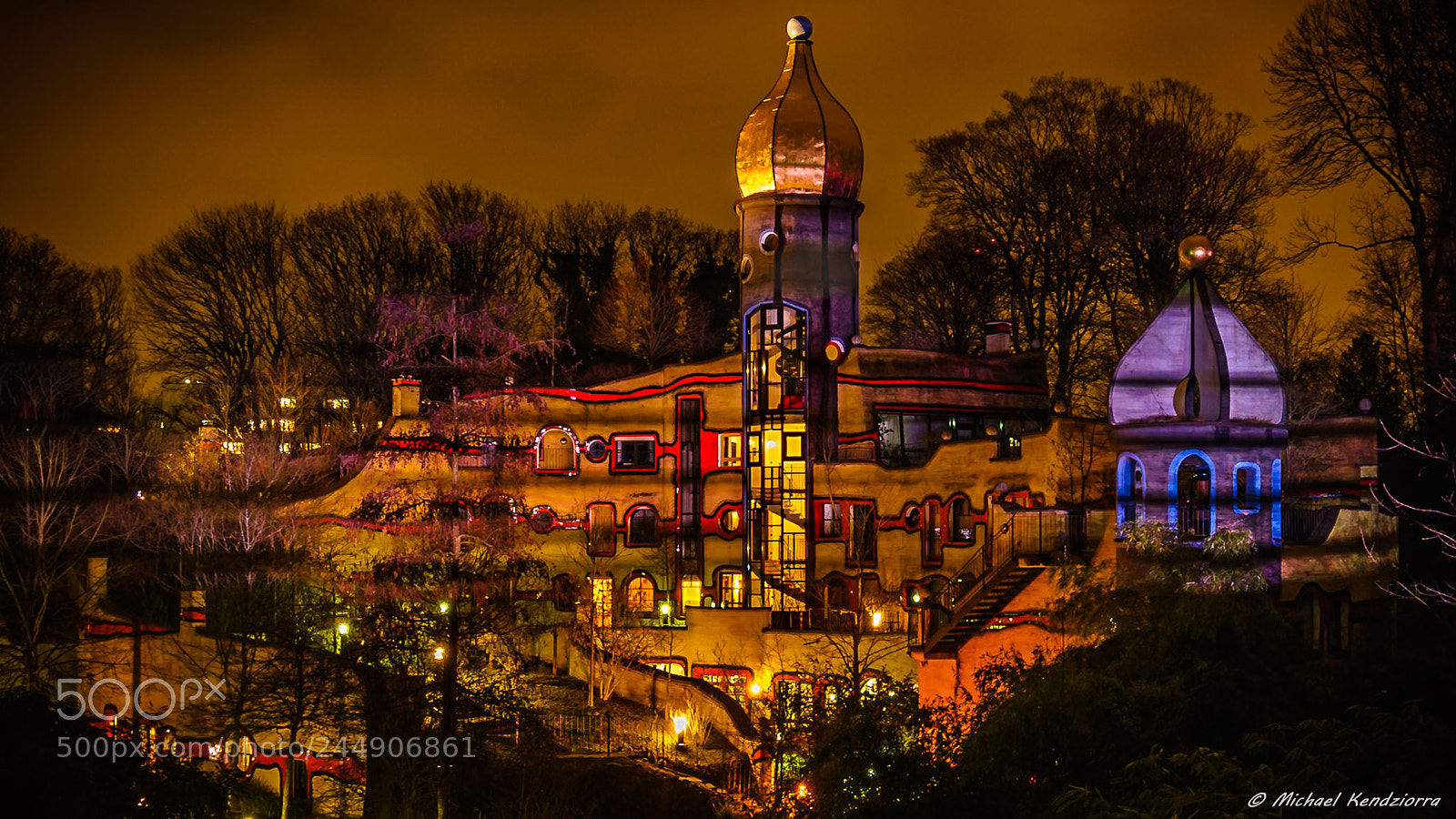 Sony a7 II sample photo. Hundertwasser house photography