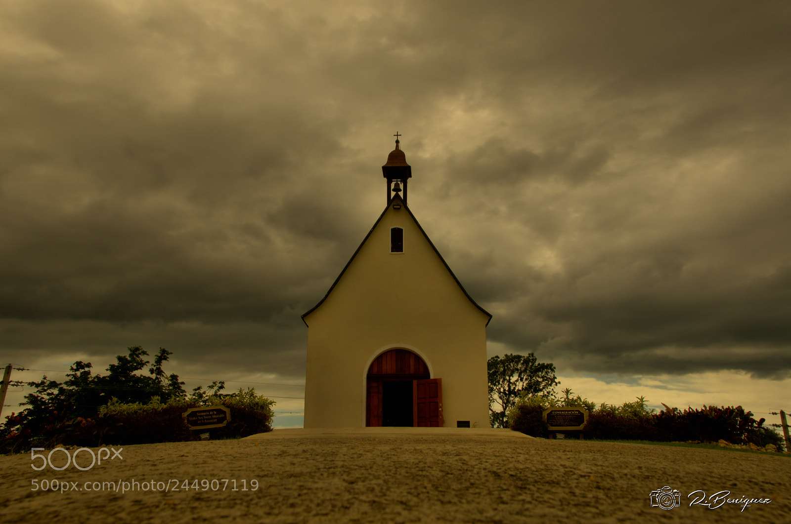 Nikon D5100 sample photo. Santuario schoenstatt, cabo rojo photography