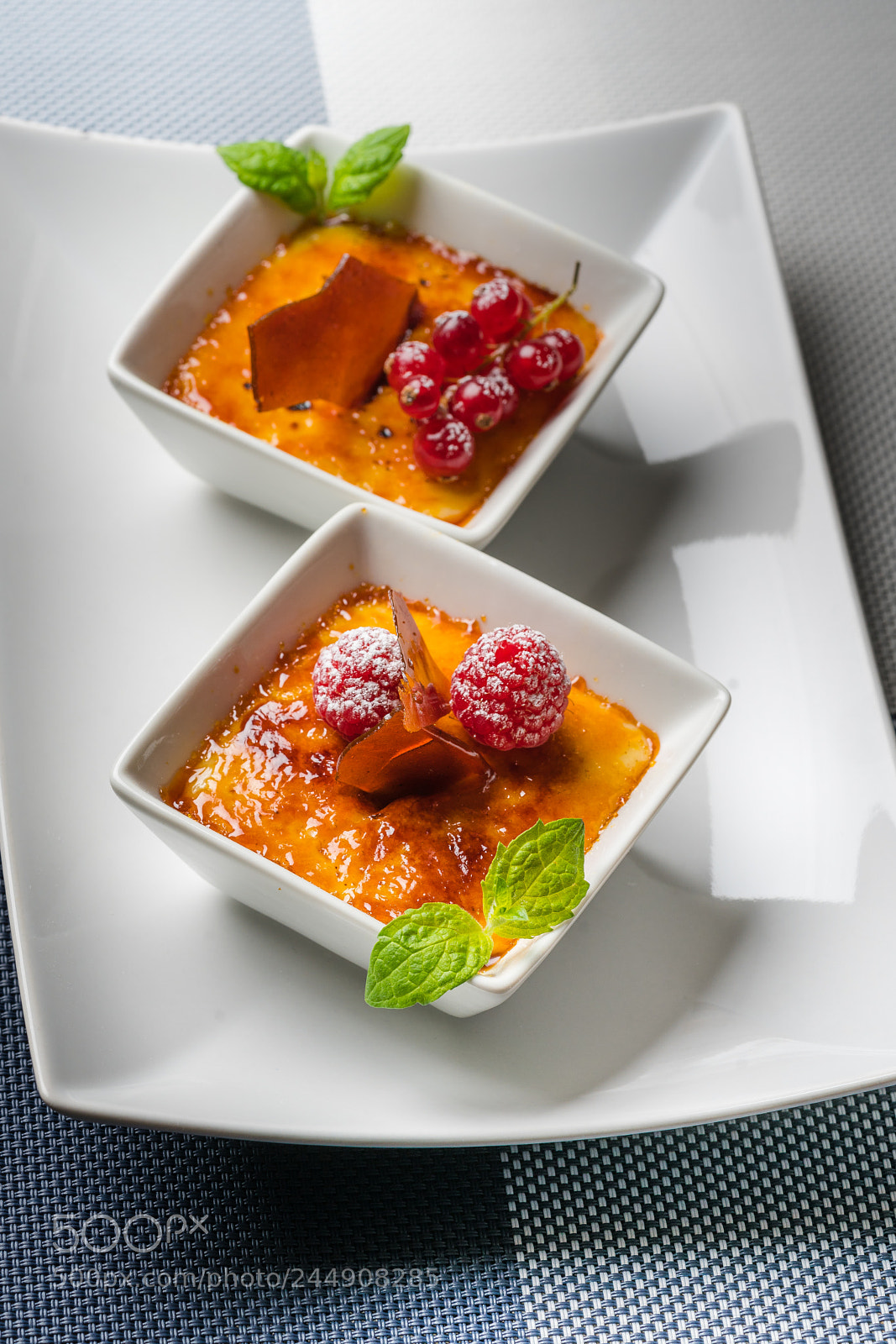Sony a7R II sample photo. Creme brulee2 photography