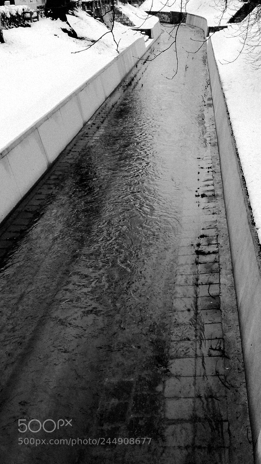 HUAWEI P9 LITE sample photo. Waterstram in winter photography