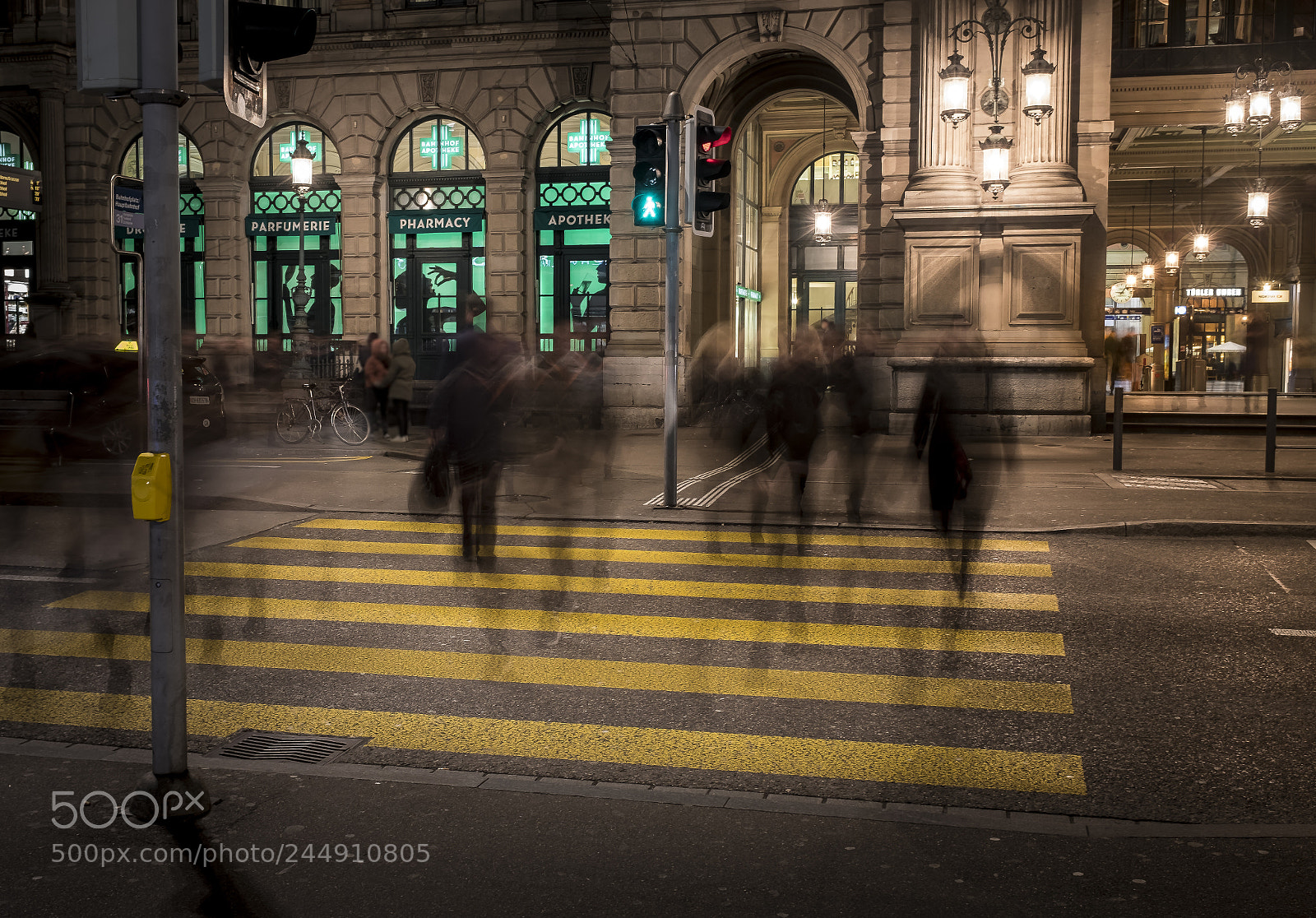 Fujifilm X100F sample photo. Walking traffic photography