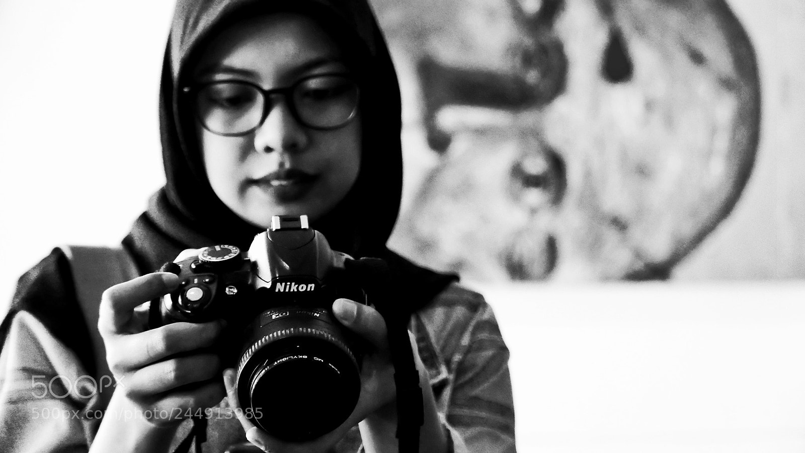 Panasonic Lumix DMC-LX100 sample photo. Girl with camera photography