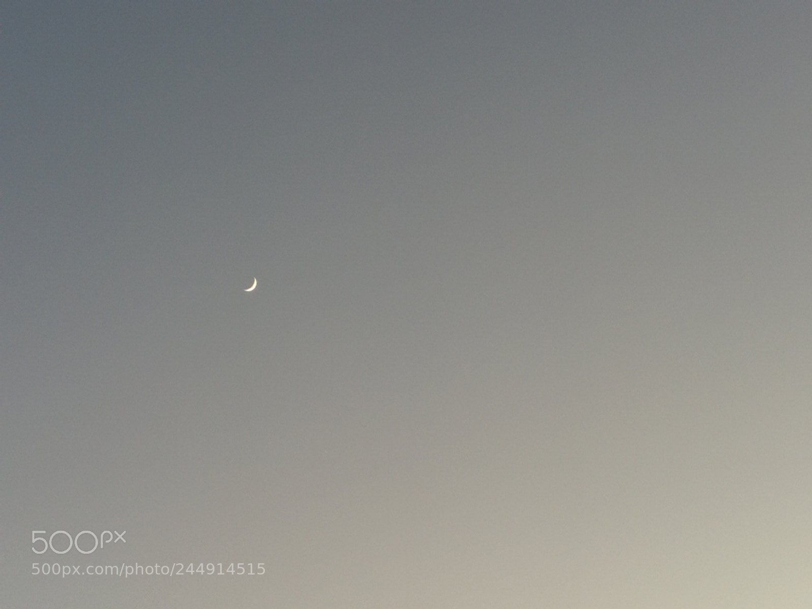 HUAWEI P10 sample photo. Moon photography