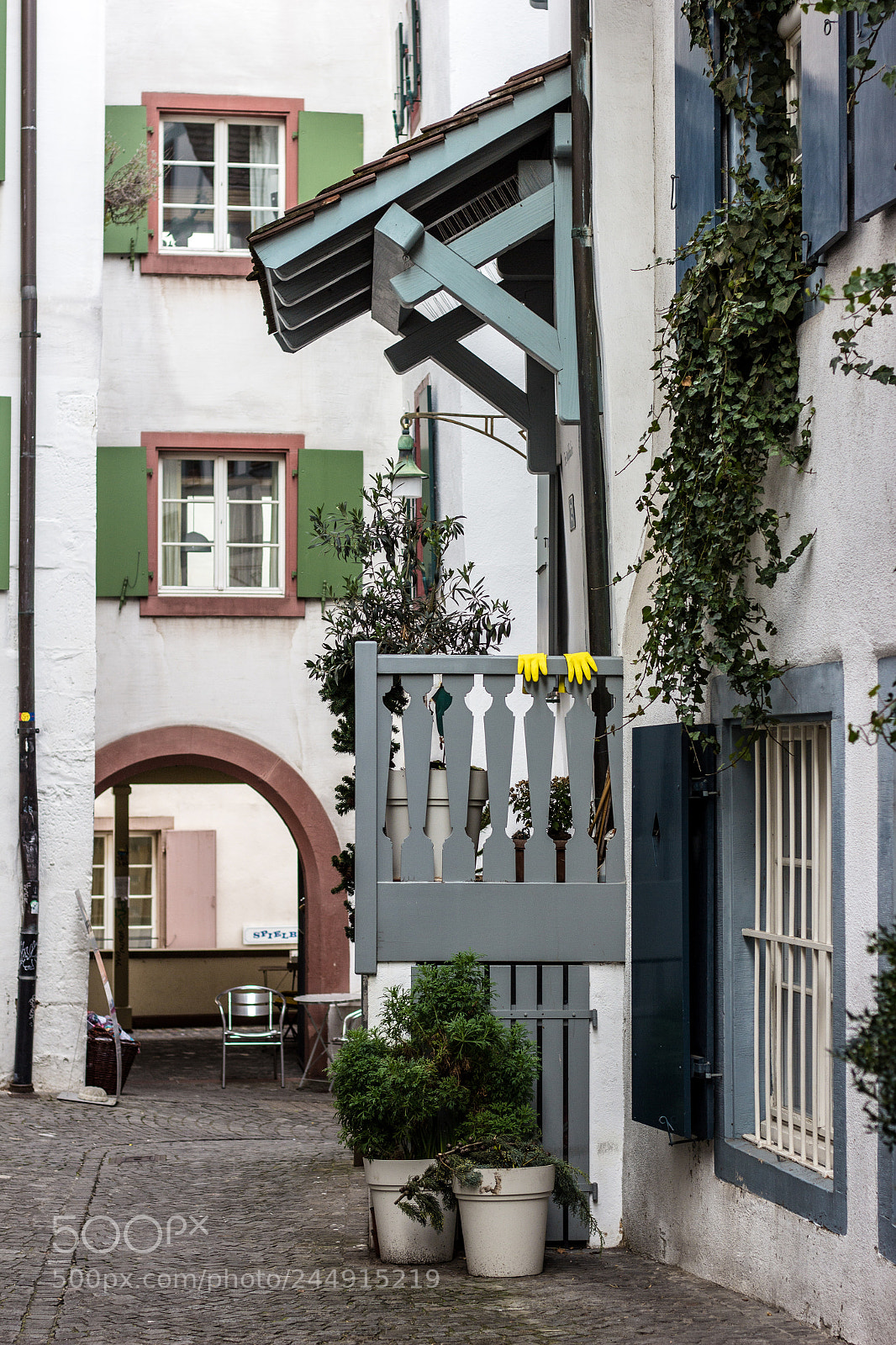 Canon EOS 60D sample photo. Side streets photography