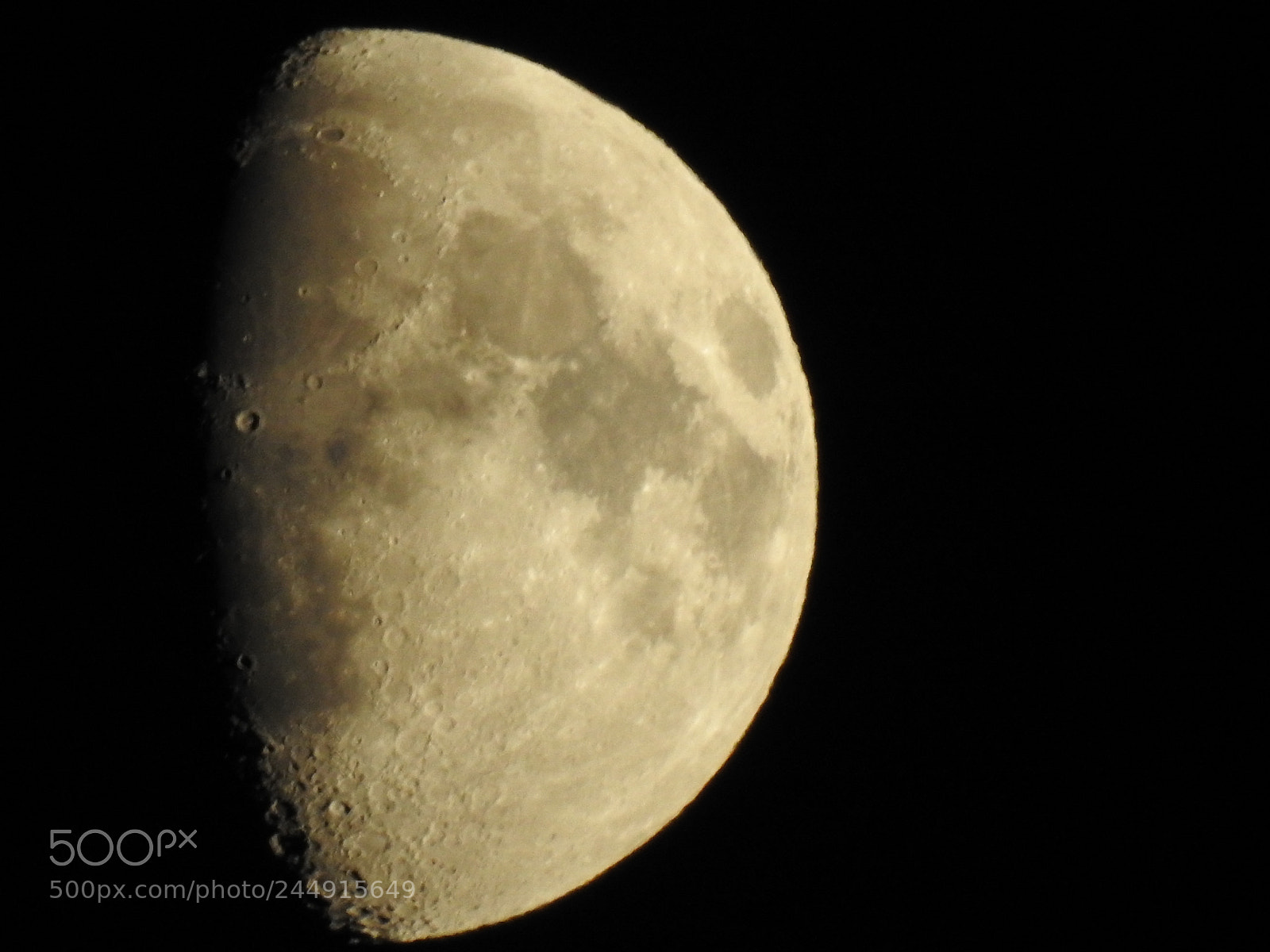Nikon Coolpix P900 sample photo. Moon photography