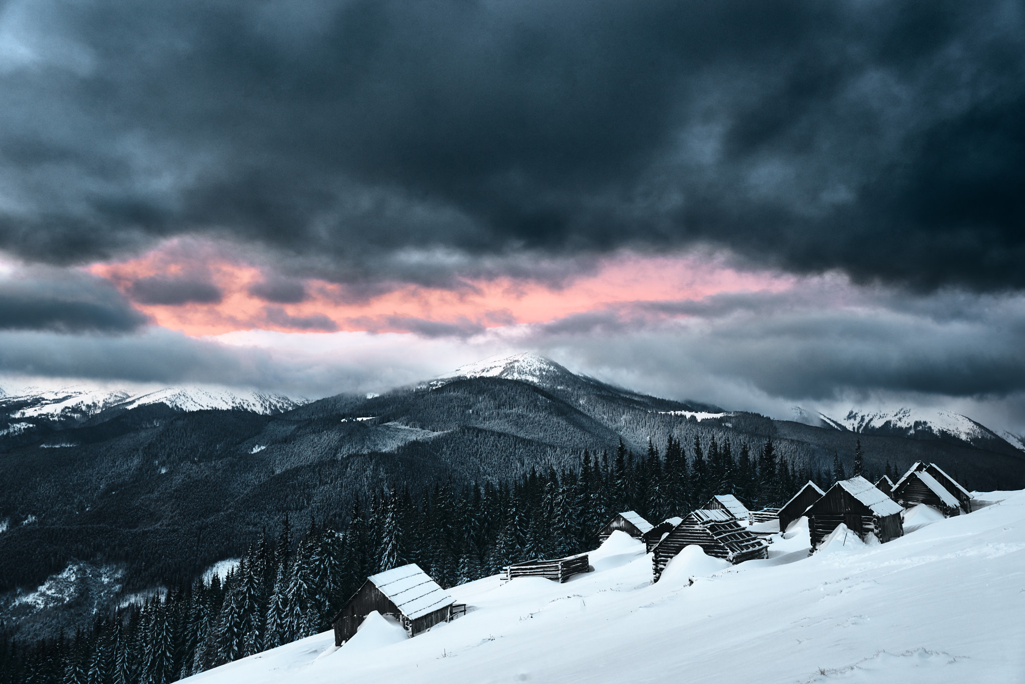 Nikon D800 sample photo. Dawn above svydovest mountain rage photography