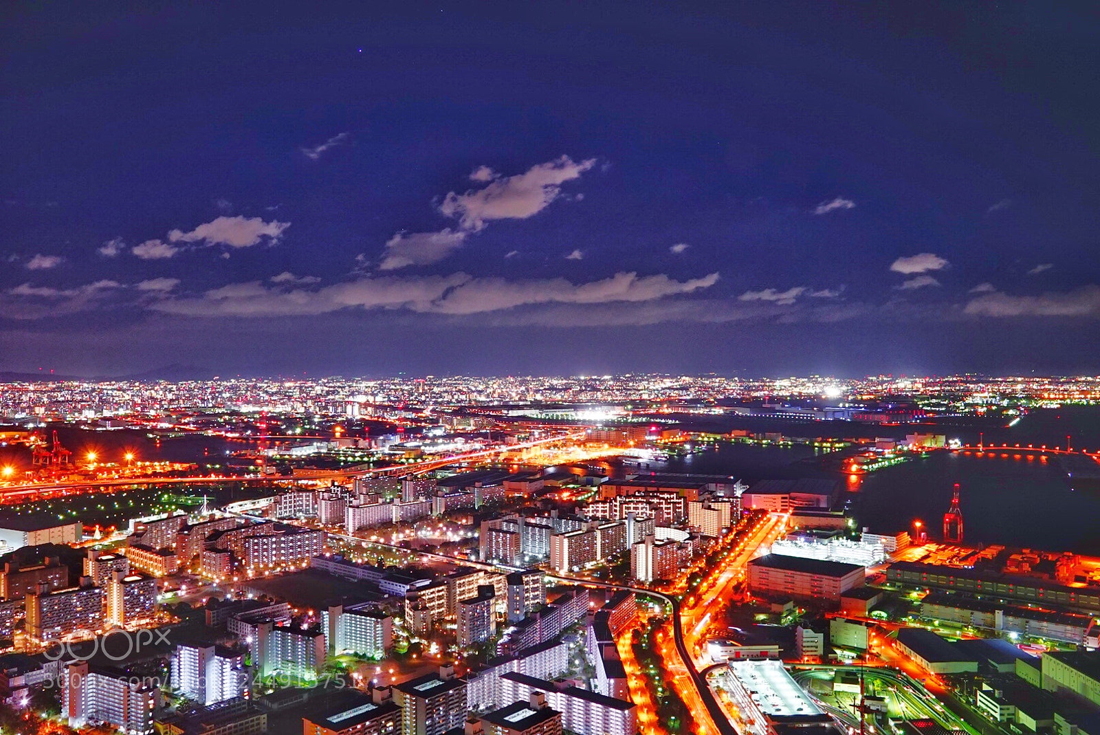 Sony a7 II sample photo. Urban night cosmotower photography