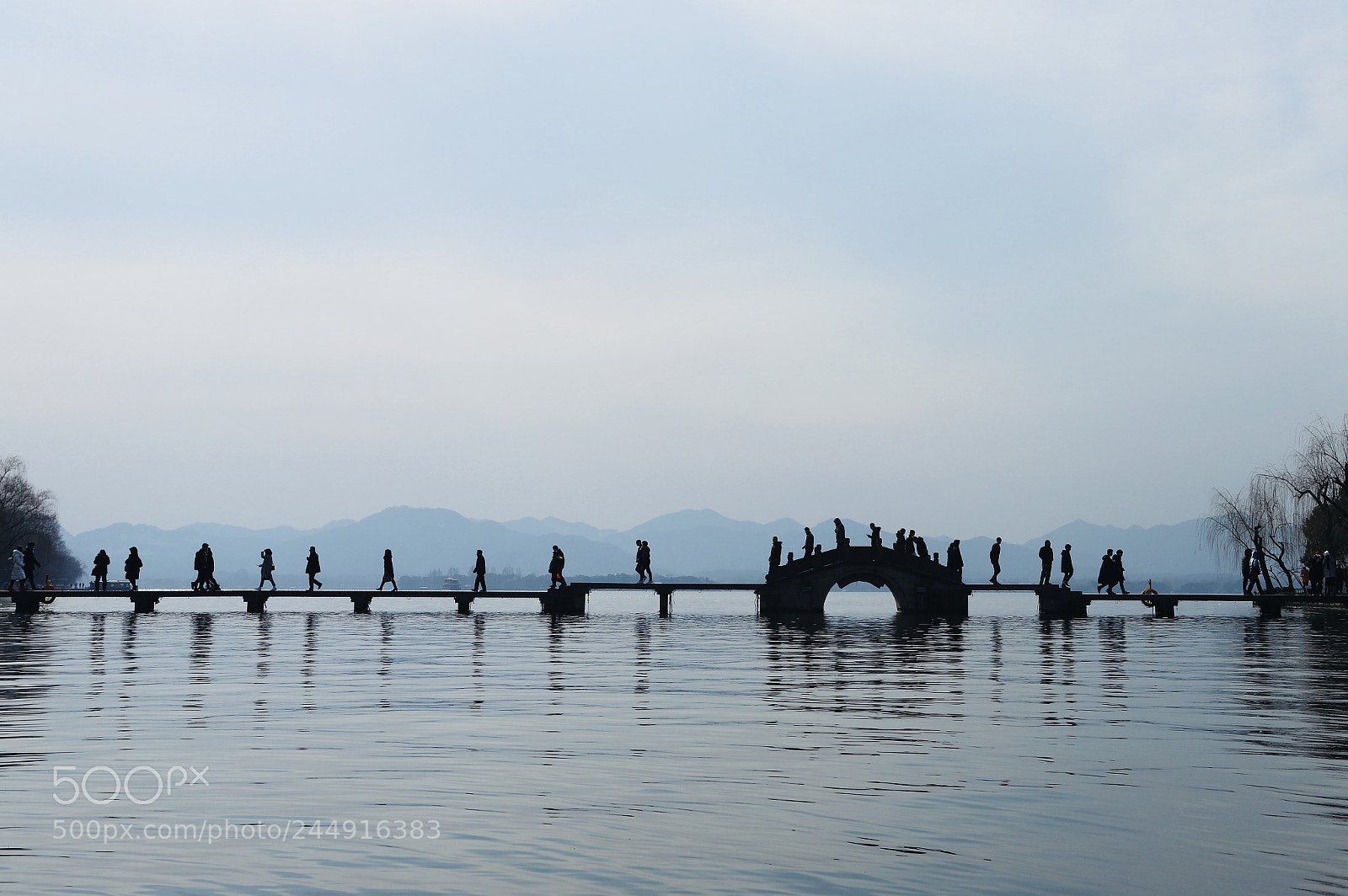 Canon EOS 6D Mark II sample photo. 远眺 photography