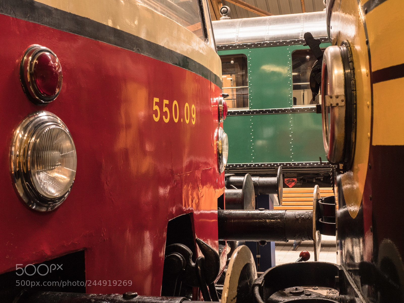 Panasonic Lumix DMC-GX8 sample photo. Trains photography