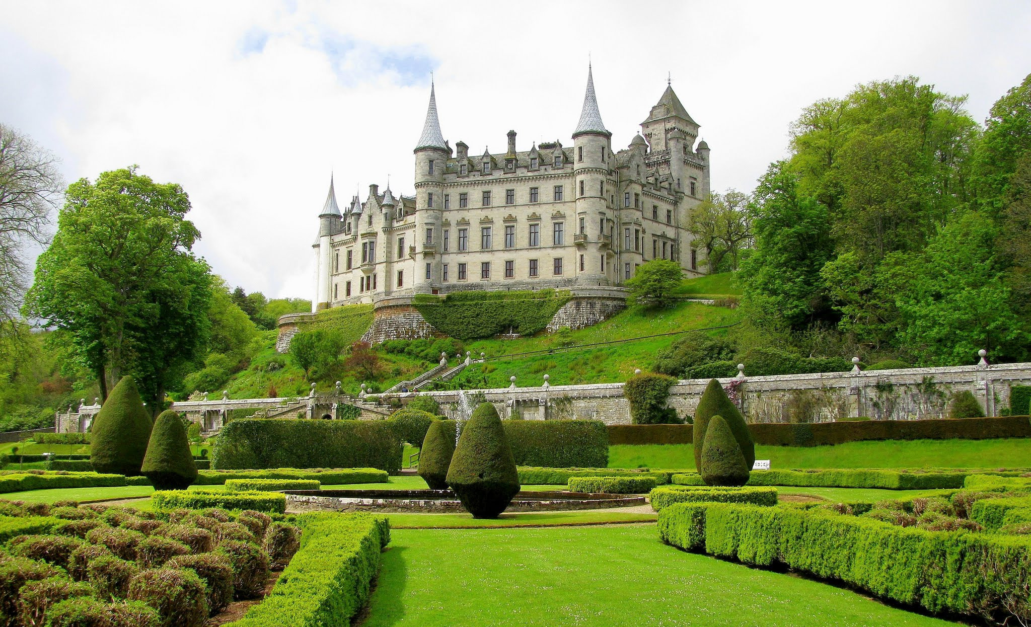 Canon PowerShot SX110 IS sample photo. Dunrobin castle in scotland photography