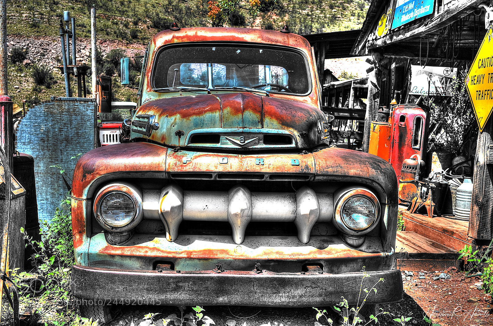 Nikon D5100 sample photo. Ford v8 photography