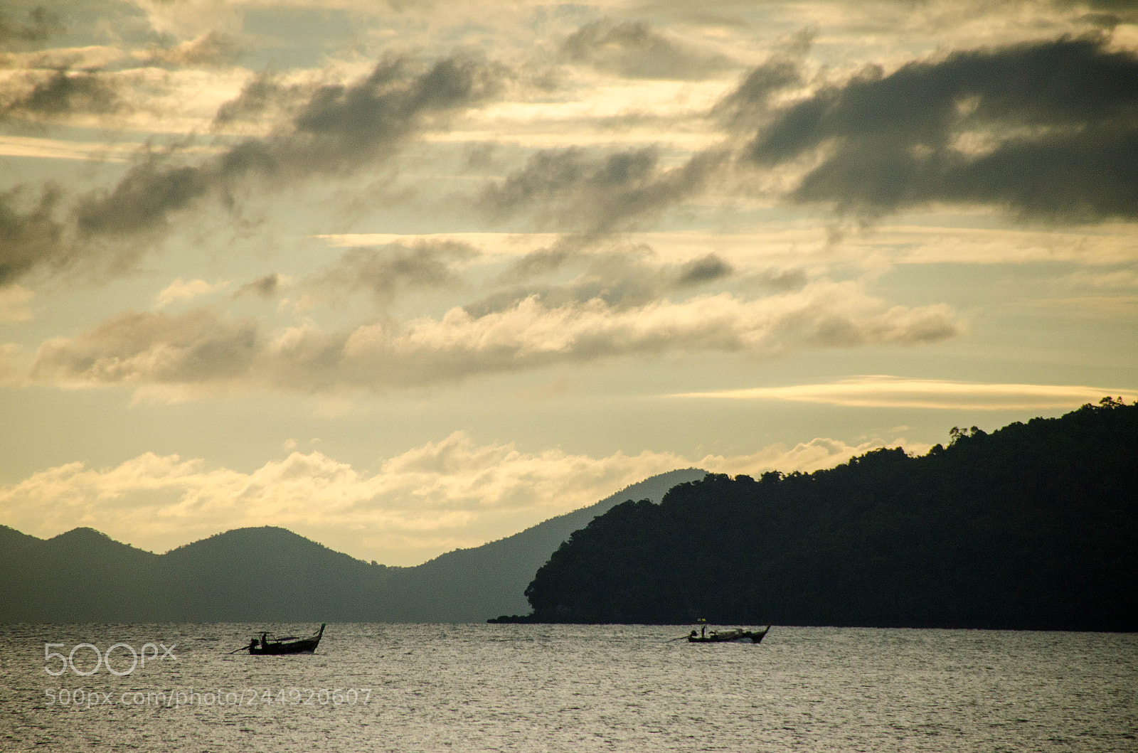 Nikon D5100 sample photo. Sunset over ao nang photography