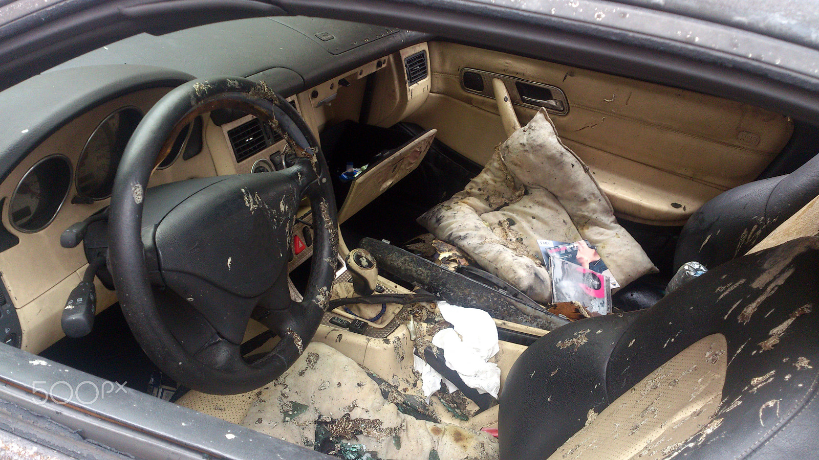 Sony Ericsson Xperia S sample photo. Burned car photography