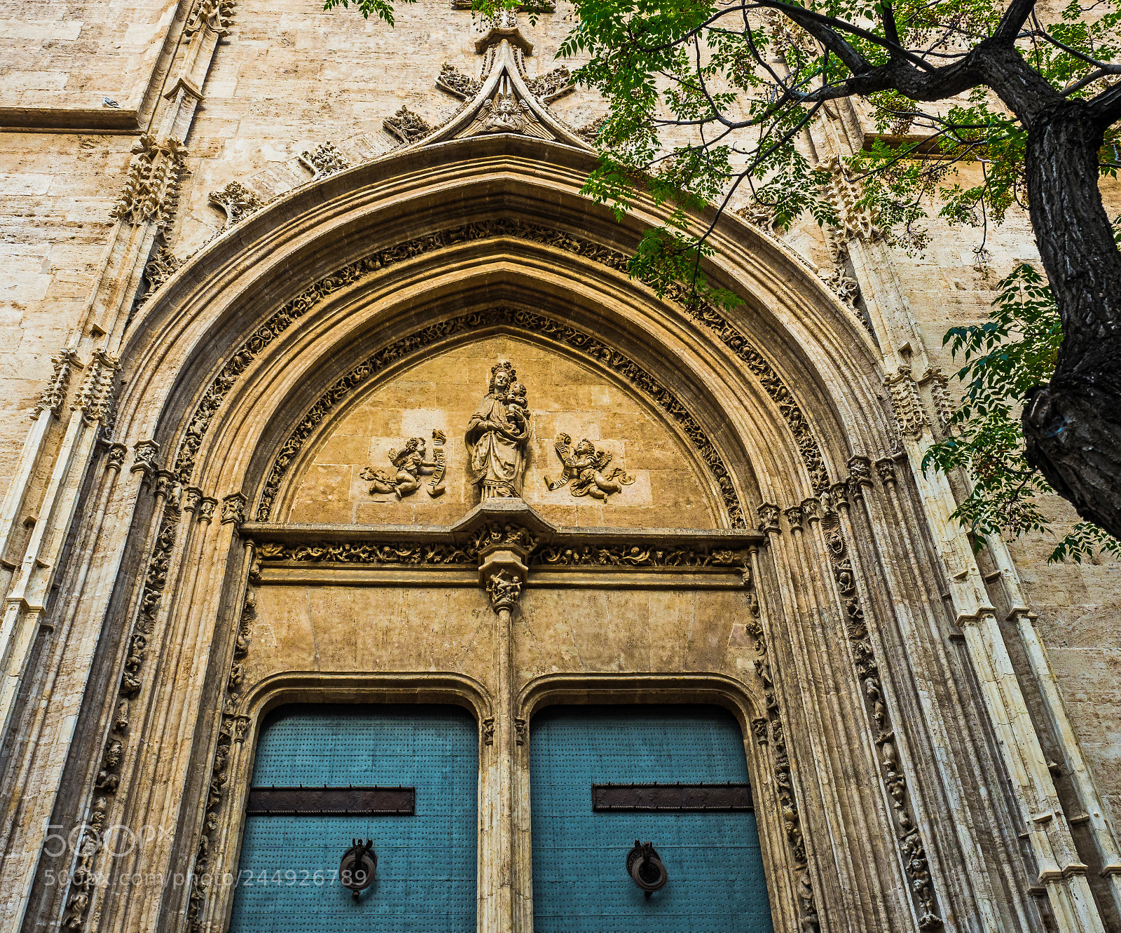 Olympus OM-D E-M5 II sample photo. Valencia (spain) photography
