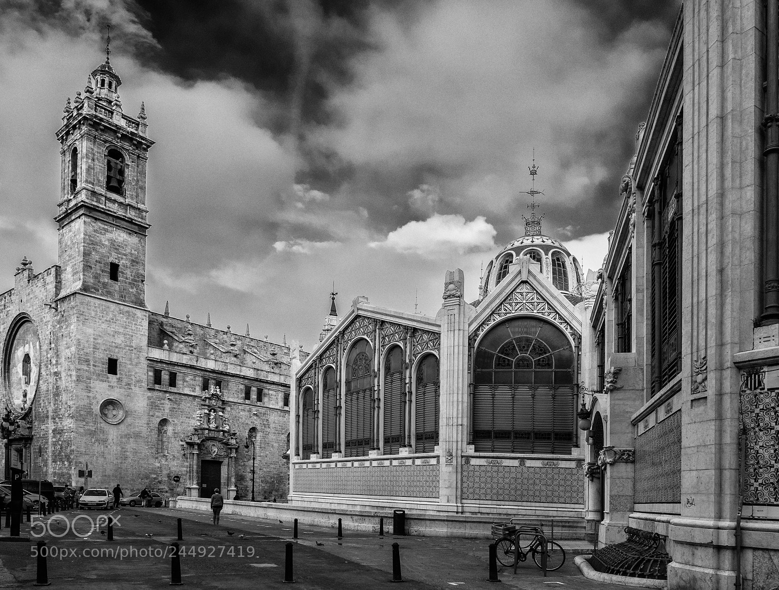 Olympus OM-D E-M5 II sample photo. Valencia (spain) photography