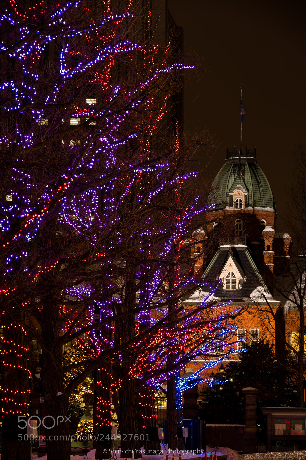 Pentax K-70 sample photo. Illumination & modern photography