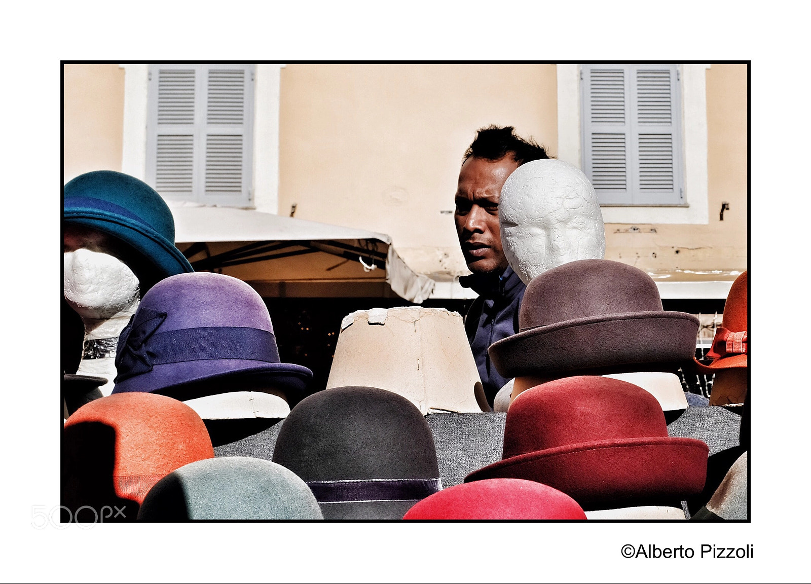 Fujifilm X100F sample photo. - hats seller - photography