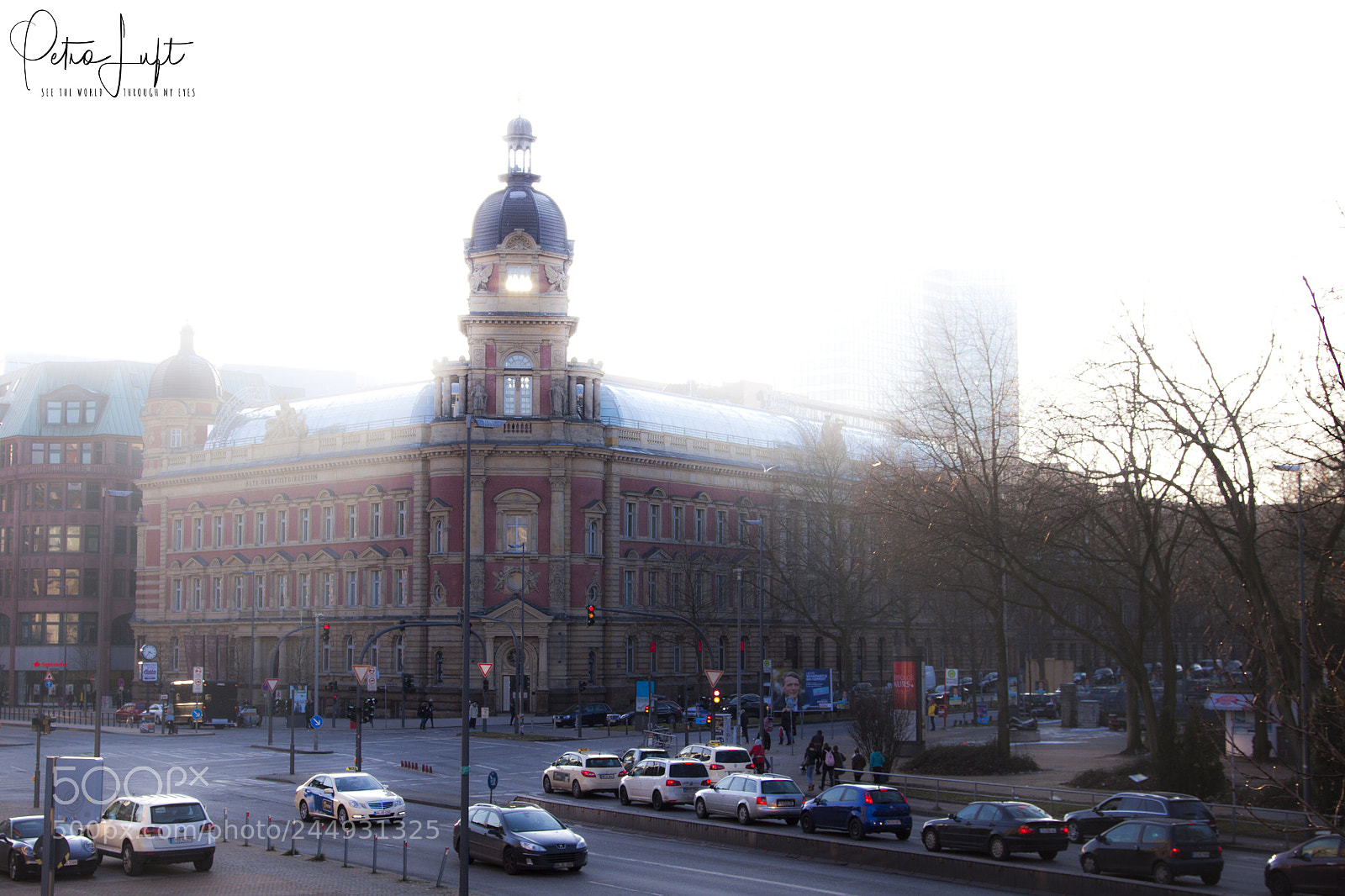 Canon EOS 50D sample photo. Hamburg sun blocked by photography