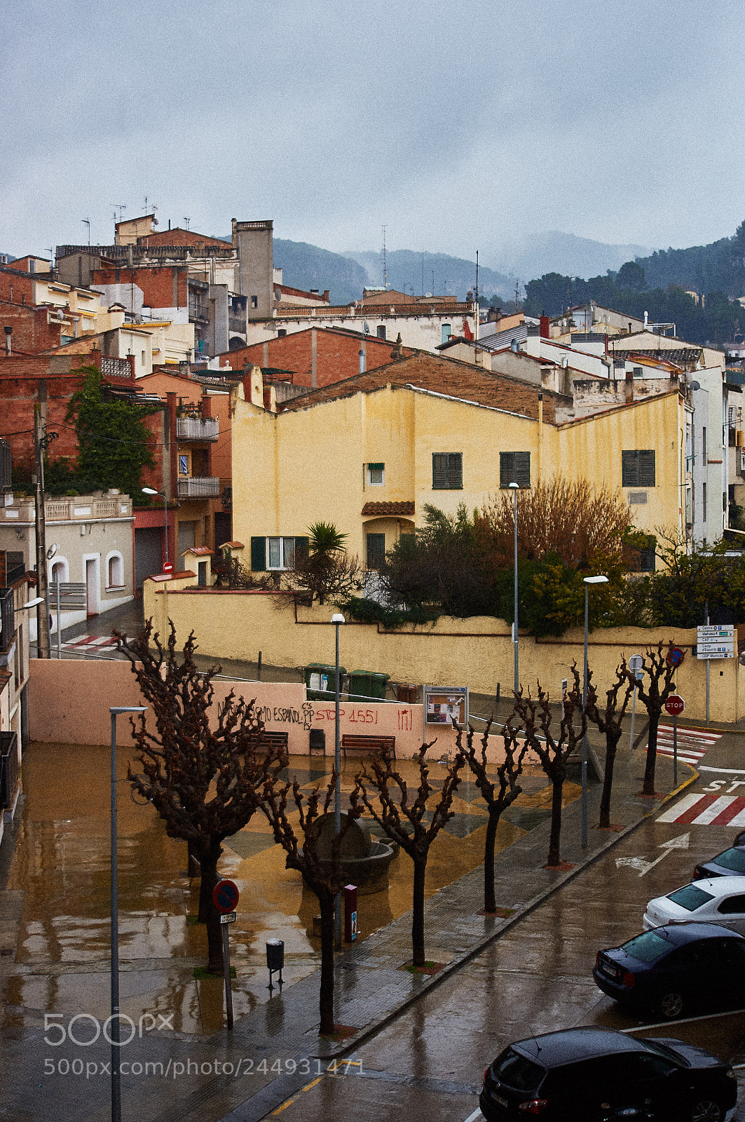 Sony SLT-A55 (SLT-A55V) sample photo. Rainy spain photography