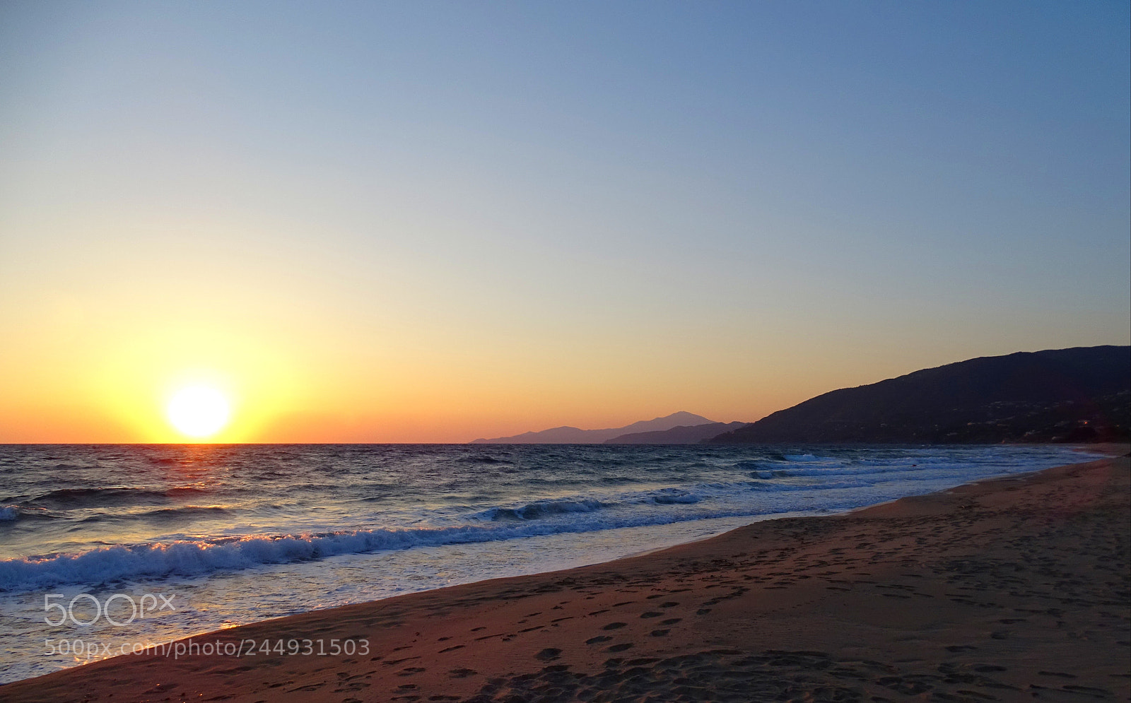Sony Cyber-shot DSC-HX400V sample photo. The sunset beach photography