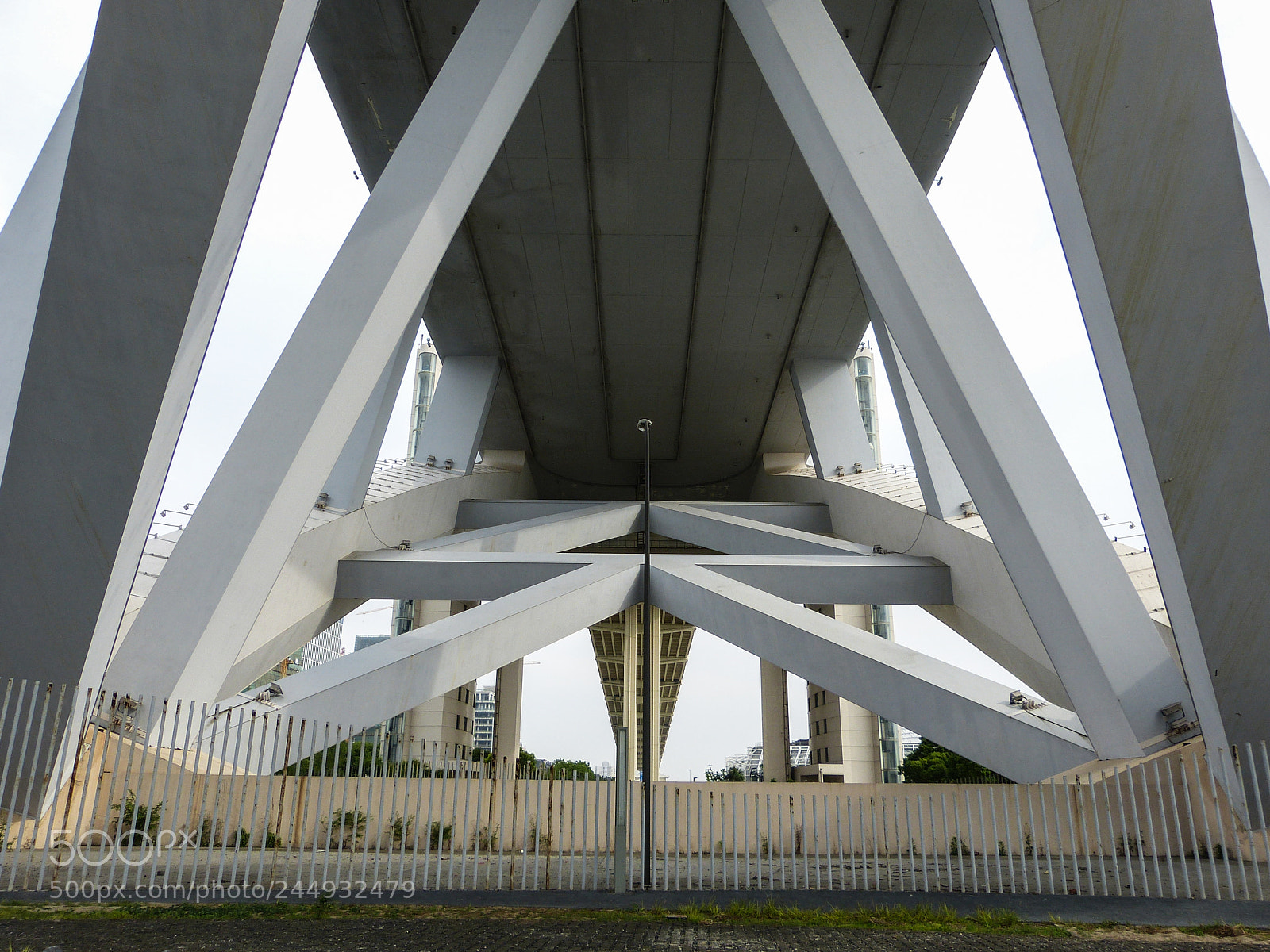Panasonic Lumix DMC-FZ150 sample photo. Lupu bridge photography
