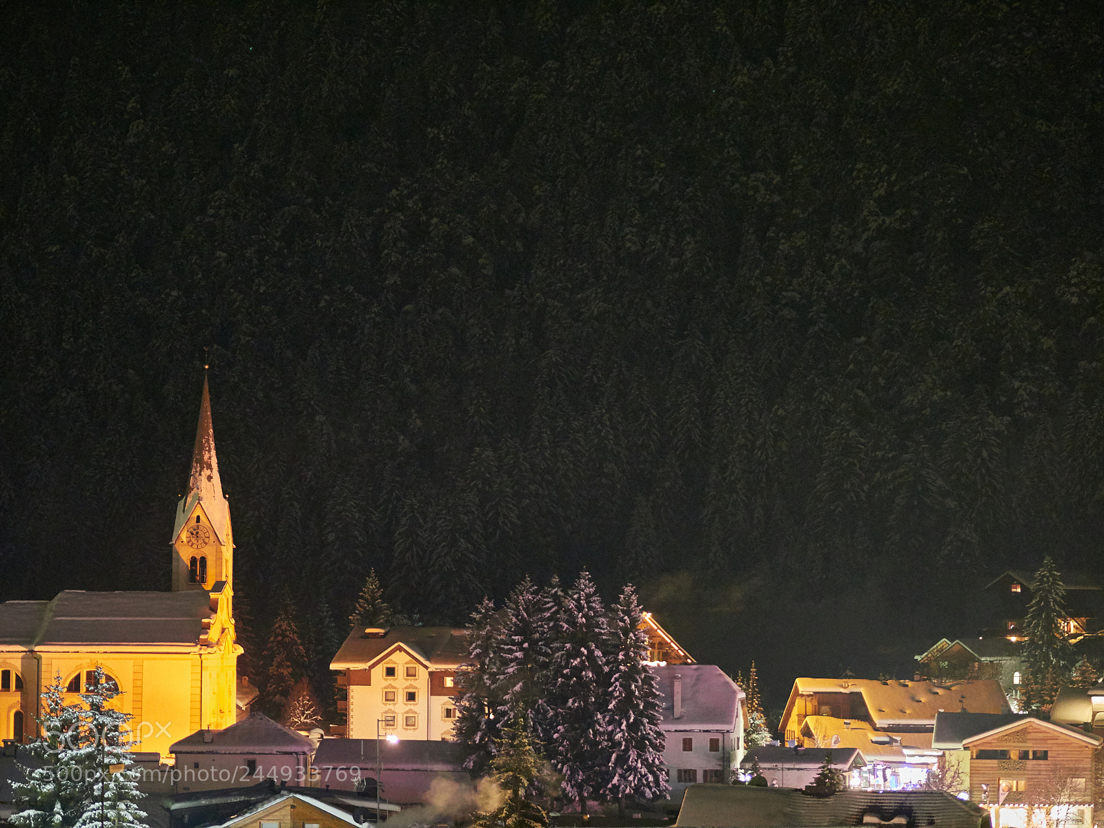 Olympus OM-D E-M1 Mark II sample photo. The night before the photography