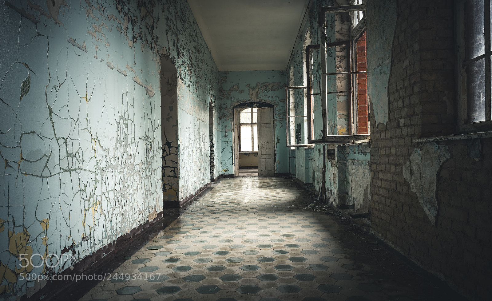 Sony a7 sample photo. Lost place in beelitz photography