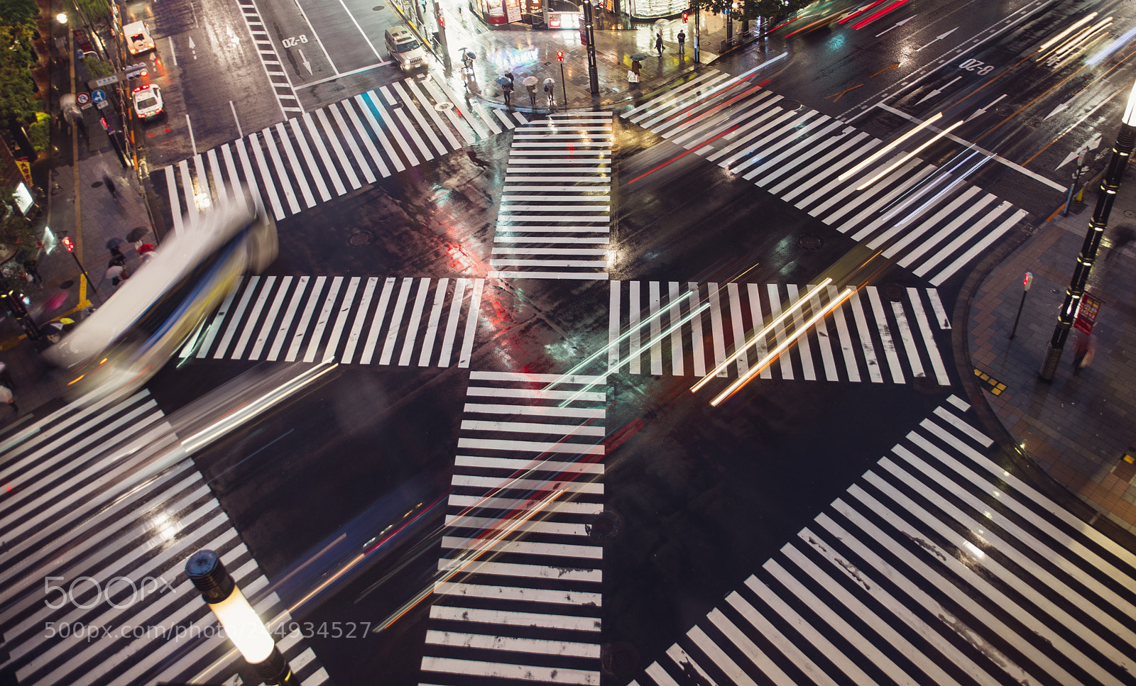 Nikon D610 sample photo. Traffic lights in tokyo photography