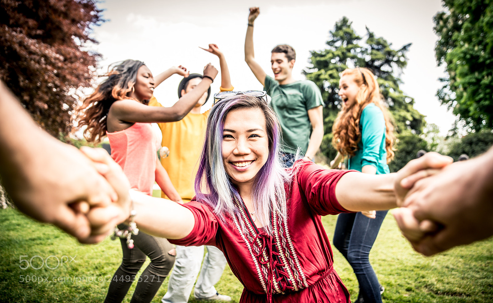 Nikon D610 sample photo. Group of friends laughing photography
