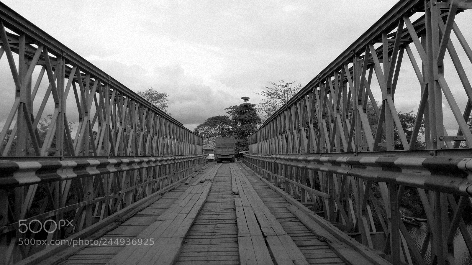 HUAWEI P10 sample photo. Kratie bridge photography