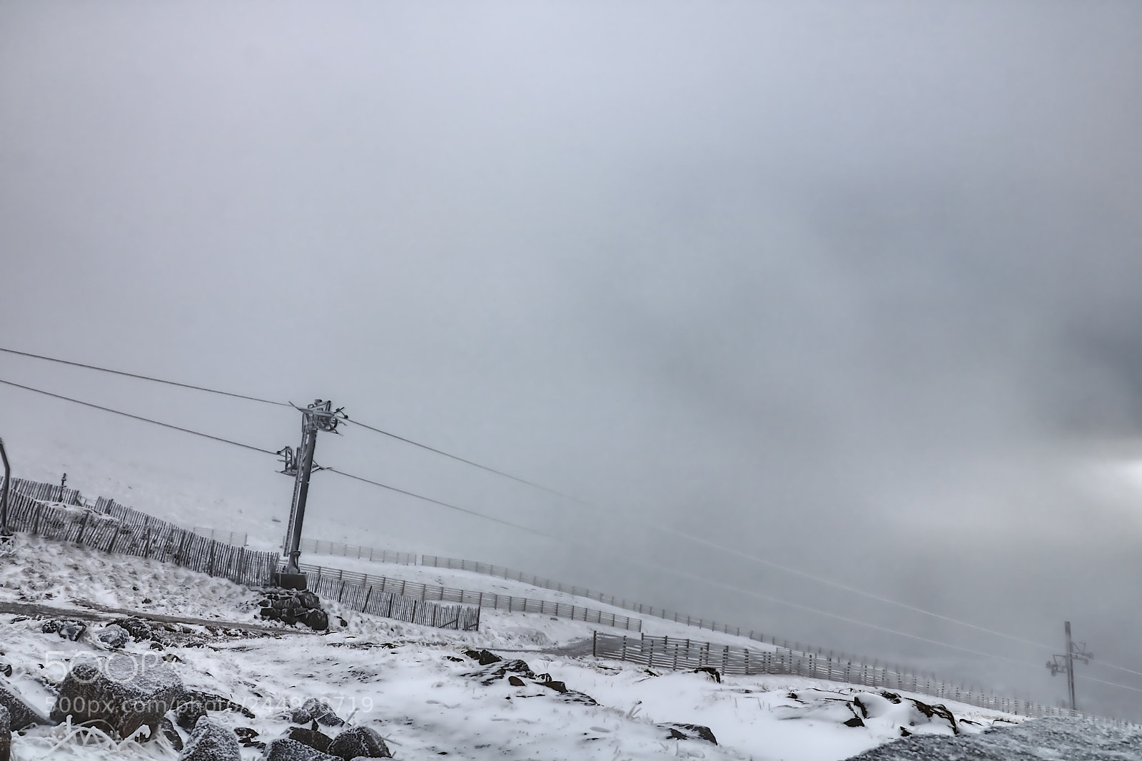 Canon EOS 750D (EOS Rebel T6i / EOS Kiss X8i) sample photo. Foggy cairngorm mountain photography