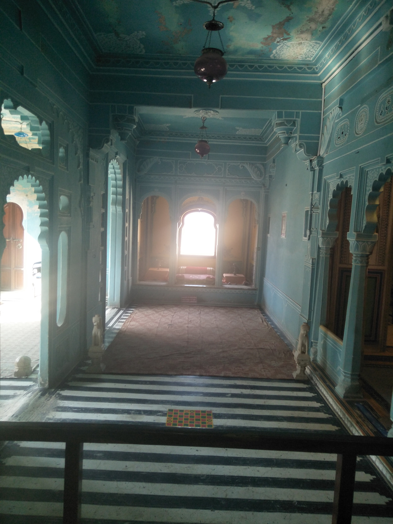 OPPO CPH1701 sample photo. Classicism, city palace inside view, photography