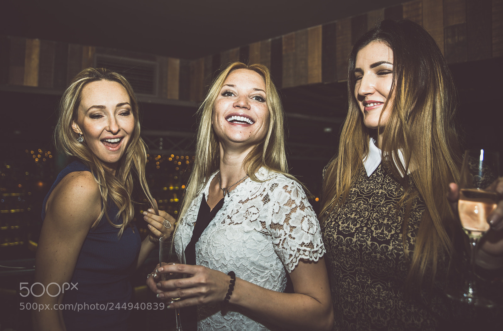Nikon D610 sample photo. Party girls in a photography