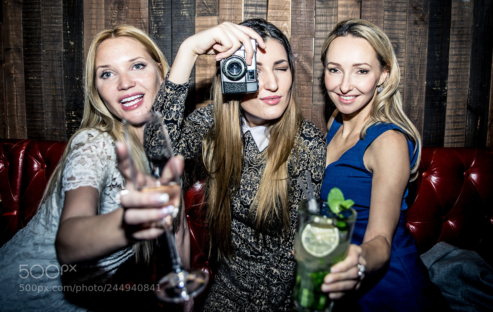 Nikon D610 sample photo. Party girls in a photography